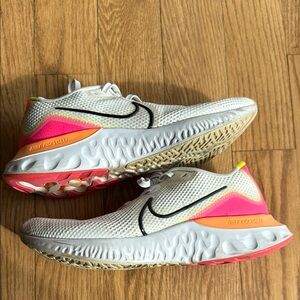 Nike Women's White and Pink Running Shoes